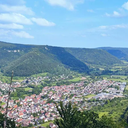 게스트하우스 Alb - Einfache, Gepflegte Auf Der Schwaebischen Alb Oberlenningen