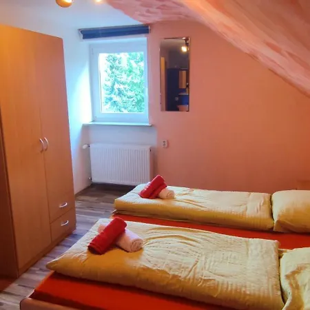 Alb Rooms, Auf Der Schwaebischen Alb *